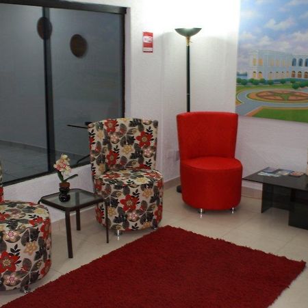 אסונסיון Hostal Casa Suiza מראה חיצוני תמונה