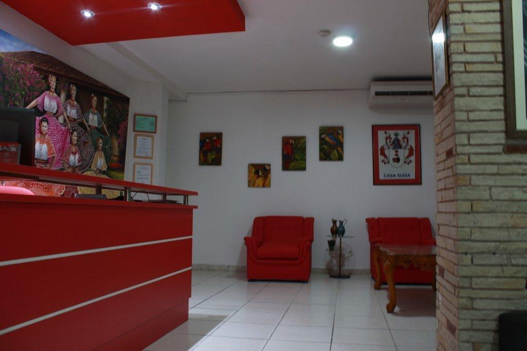 אסונסיון Hostal Casa Suiza מראה חיצוני תמונה